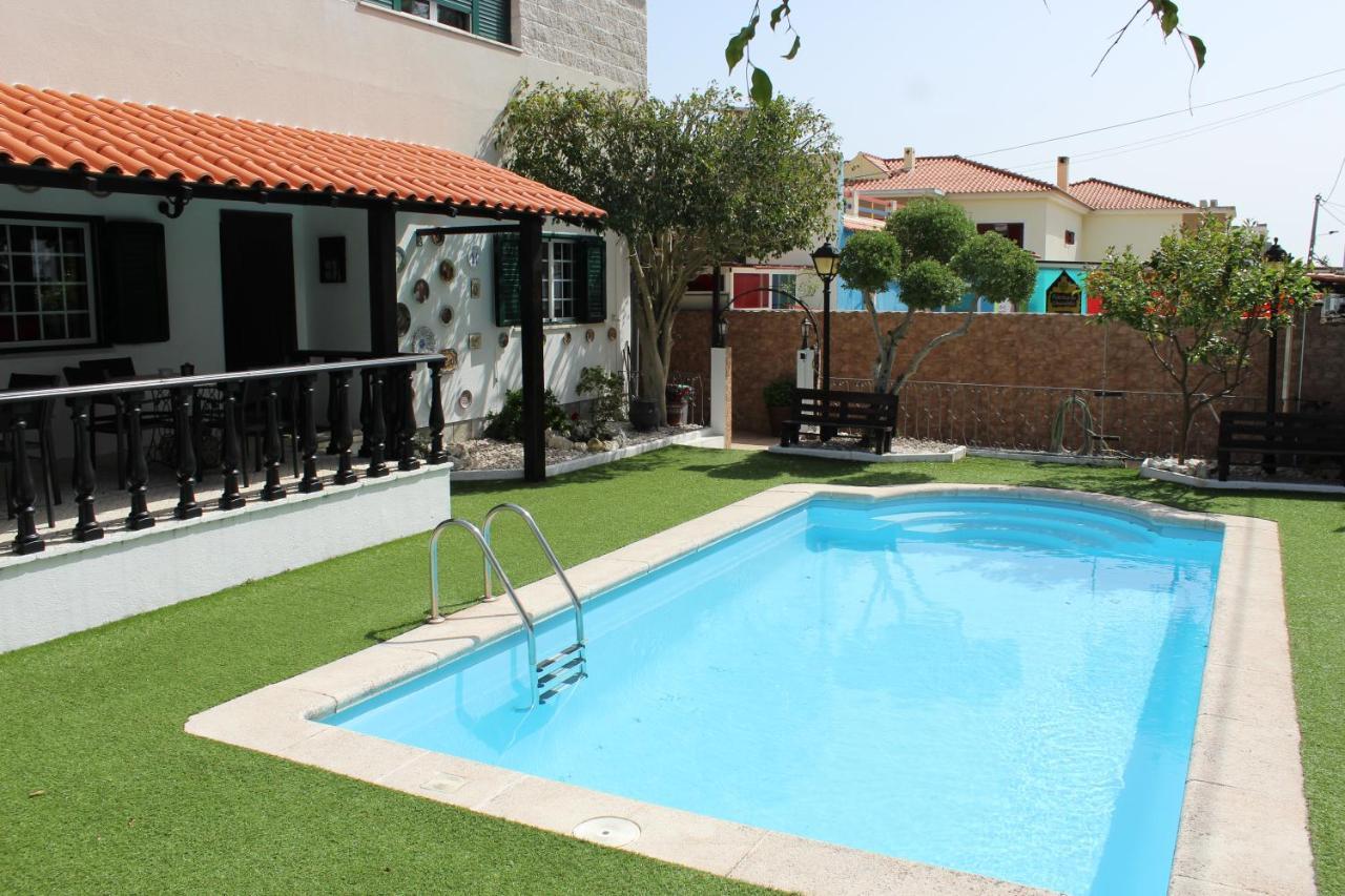Hostel Casa Lucas Charneca  Luaran gambar