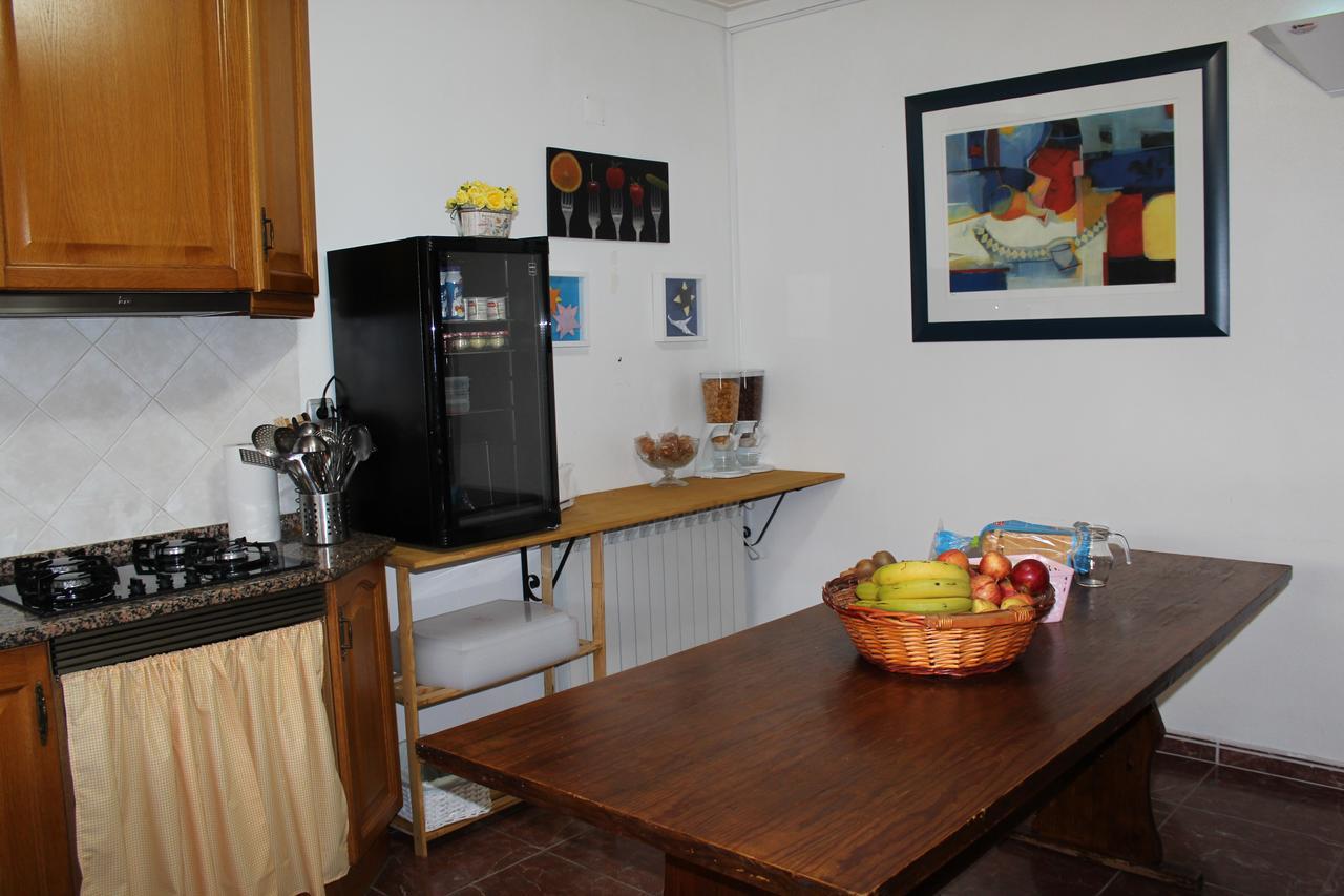 Hostel Casa Lucas Charneca  Luaran gambar