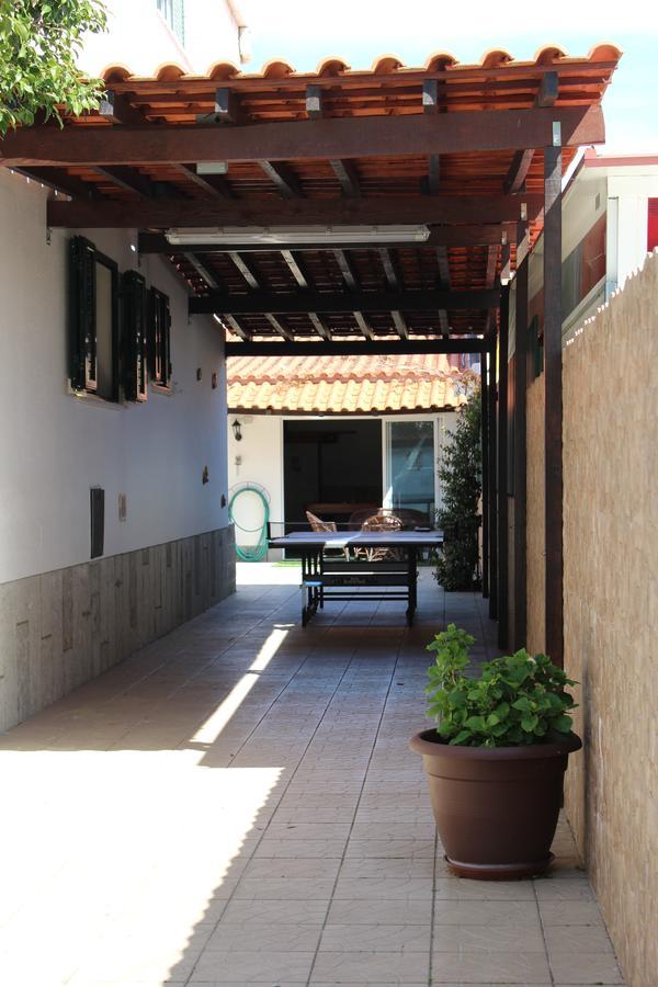 Hostel Casa Lucas Charneca  Luaran gambar